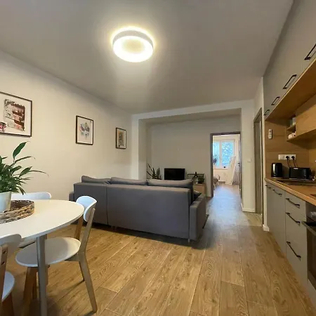 Daire Modern Flat In A *